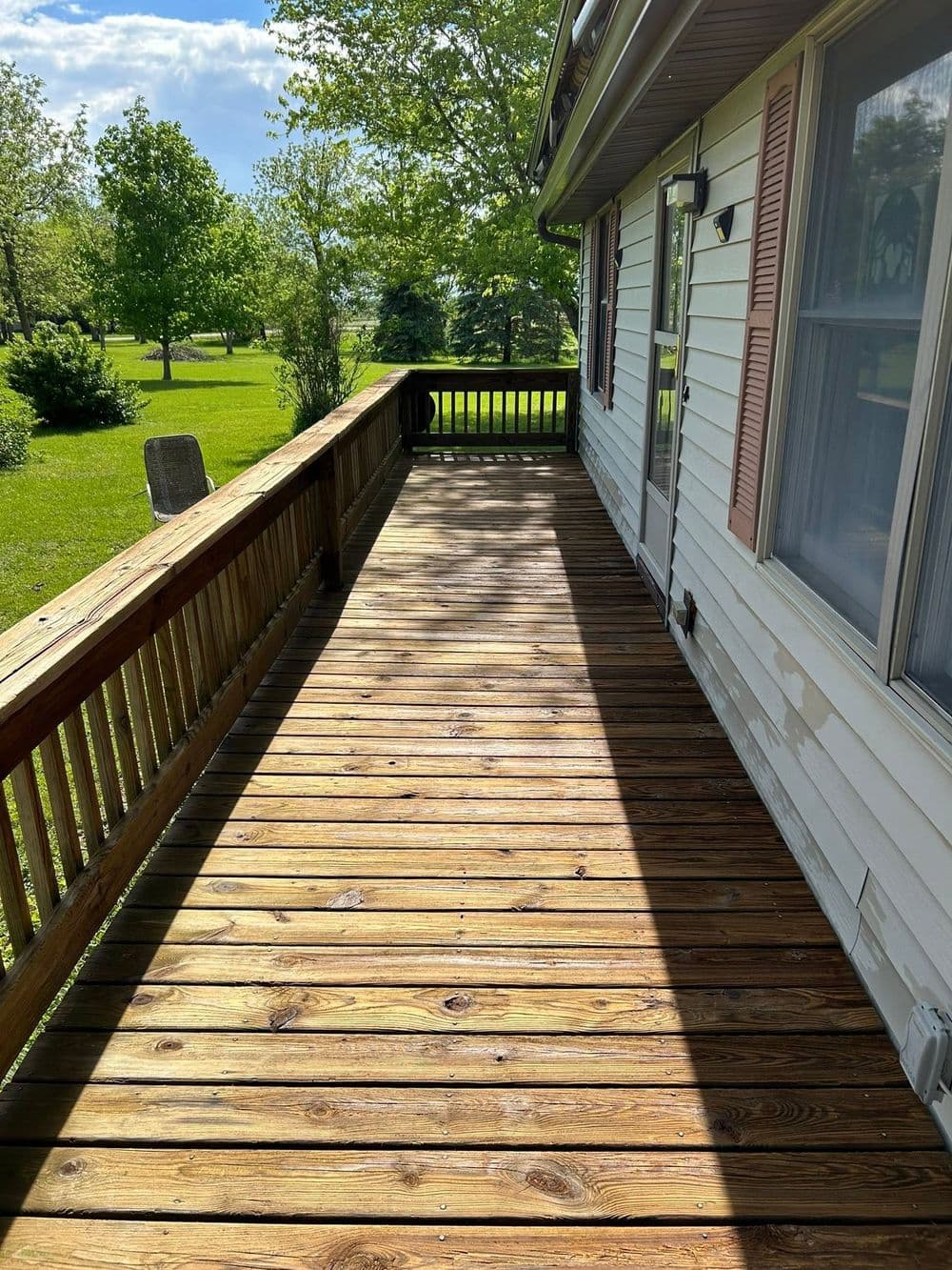Warrensburg Porch Pressure Wash Goes From Eyesore to Brand New image