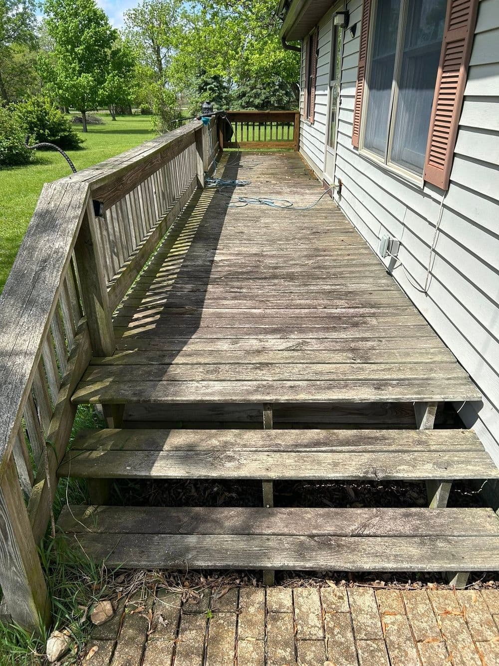 Gallery photos for Warrensburg Porch Pressure Wash Goes From Eyesore to Brand New: Image #2